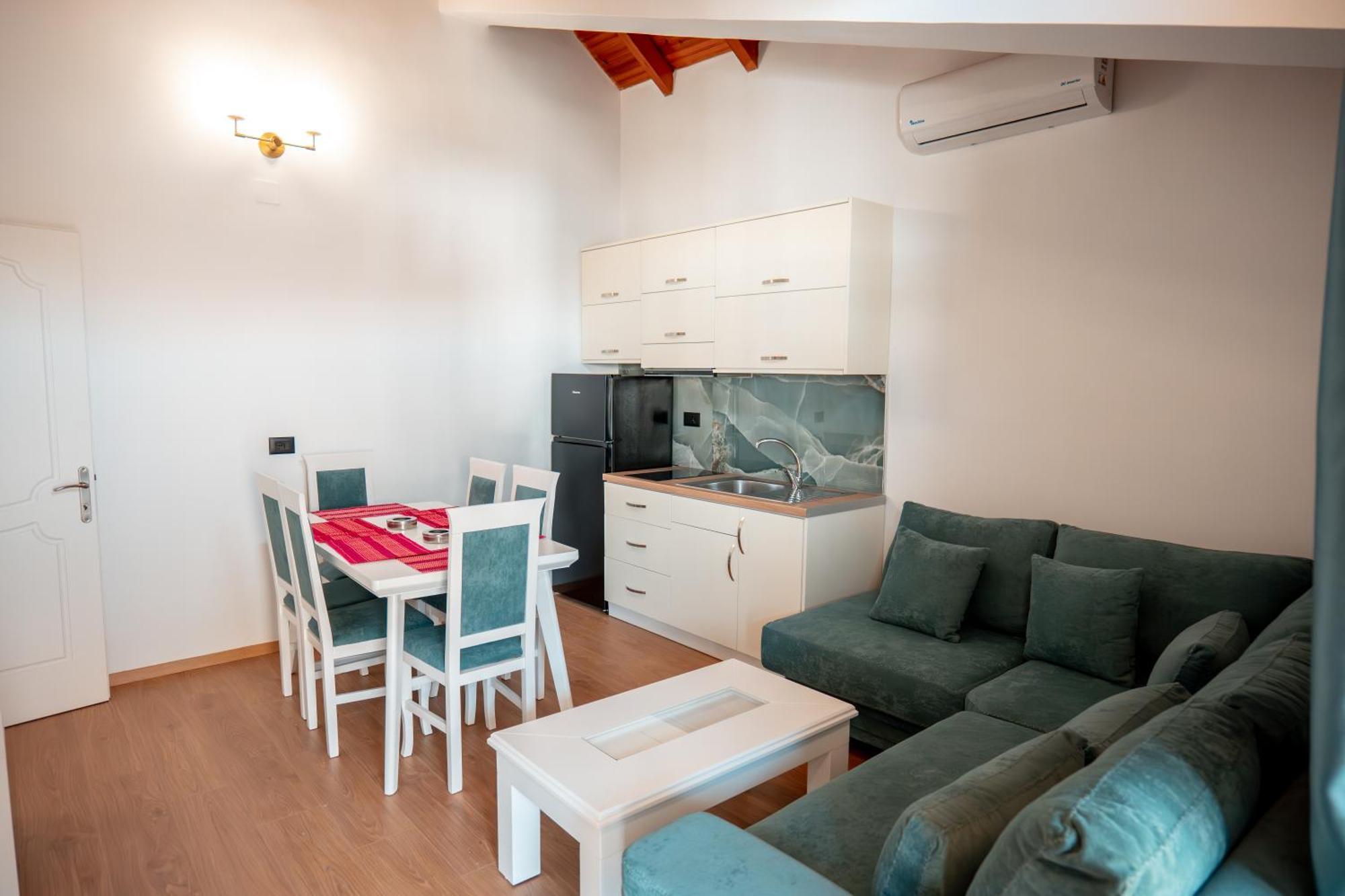 Fabio Guest House Gjirokastër Dış mekan fotoğraf